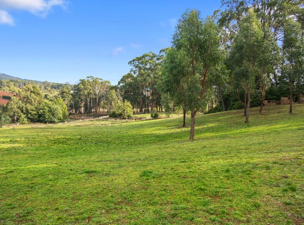 120 Channel Road, Silvan, Vic 3795