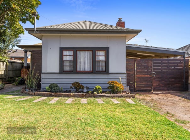 10 Gray Street, Leongatha, Vic 3953