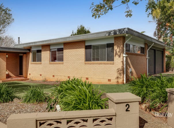 2 Catto Street, Centenary Heights, Qld 4350