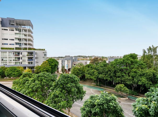 10307/8 Harbour Road, Hamilton, Qld 4007