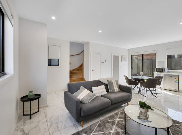 2/52 View Street, Pascoe Vale, Vic 3044