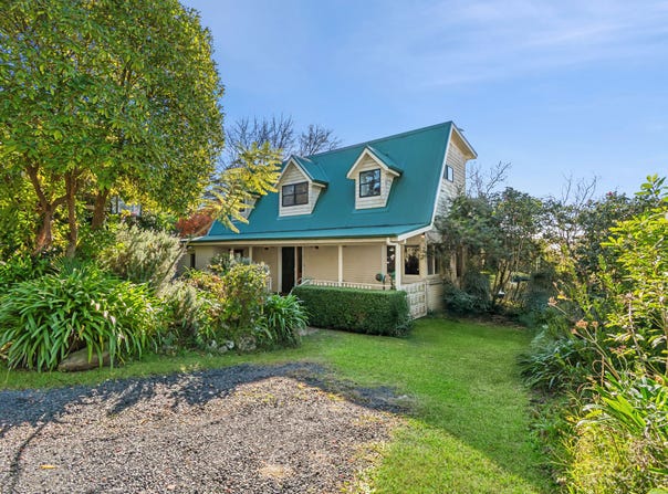 5 Bennett Lane, Kurrajong Heights, NSW 2758