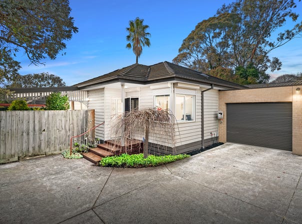 2/15 Bursaria Avenue, Ferntree Gully, Vic 3156