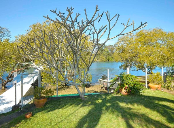 1/36 Riverside Drive, Currumbin Waters, Qld 4223