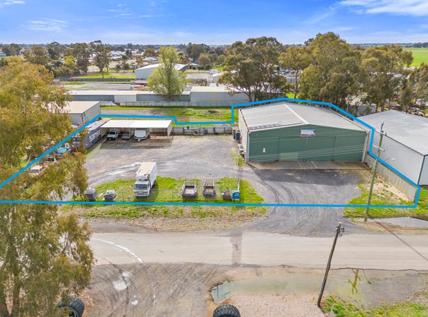 9 -11 Wells Street, Finley, NSW 2713