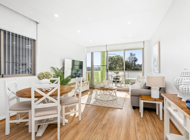 205/7 Mallard Lane, Warriewood, NSW 2102