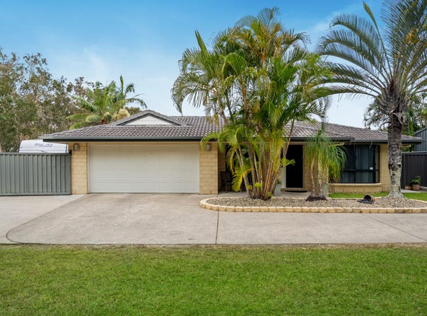 188 Bestmann Road East, Sandstone Point, Qld 4511
