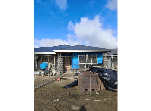 9 Brewster Street, Alfredton, Vic 3350