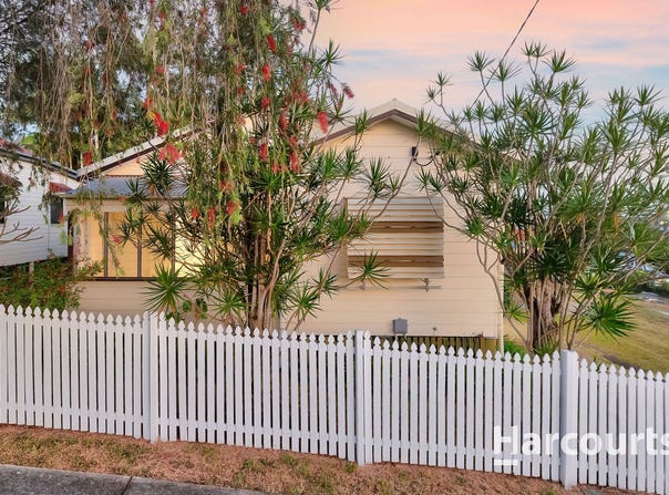 12 Reid Street, Petrie, Qld 4502