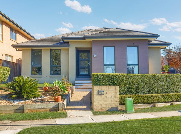 52 Christiansen Boulevard, Moorebank, NSW 2170