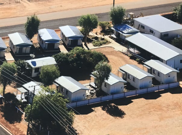 COOPERS CABINS, 11 EDWARD STREET, Windorah, Qld 4481
