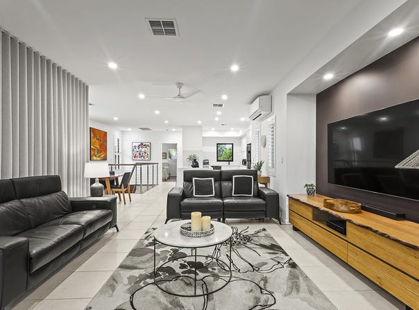 Villa 45, 115 Peregian Springs Dr, Peregian Springs, Qld 4573
