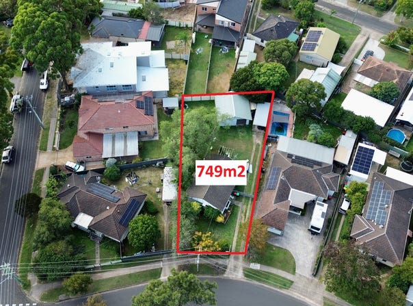 3 Labuan Road, Holsworthy, NSW 2173