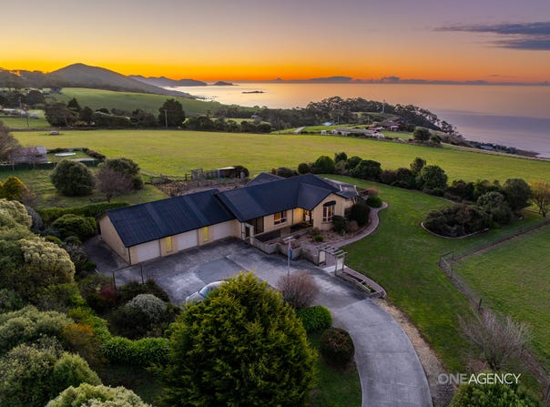 24 Pokes Road, Boat Harbour, Tas 7321