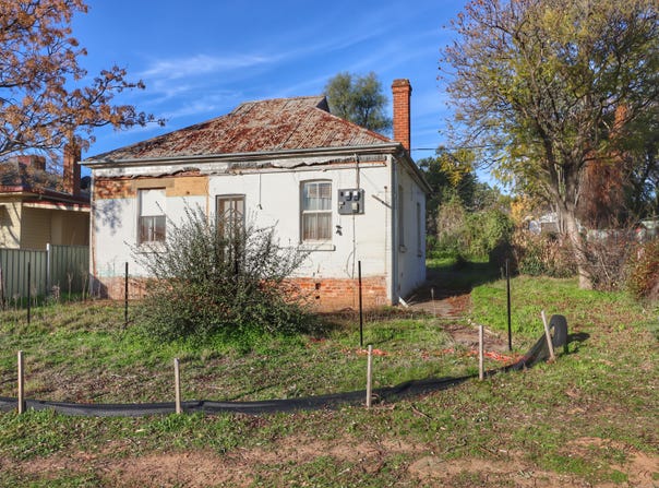 23 Nelson Street, Cowra, NSW 2794