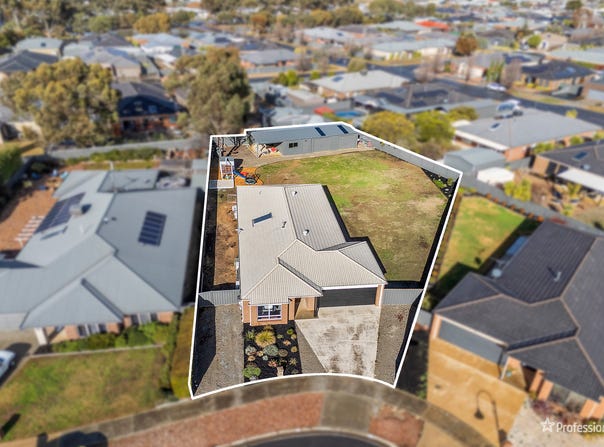 27 Hosken Street, Maryborough, Vic 3465