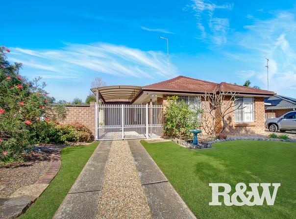 8 Garrick Road, St Clair, NSW 2759