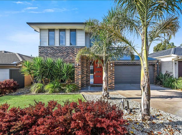 4 Pinebank Avenue, Cranbourne East, Vic 3977