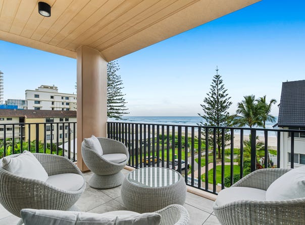303/4 Seventeenth Avenue, Palm Beach, Qld 4221