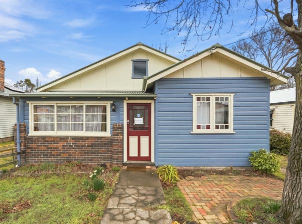 209 Dumaresq Street, Armidale, NSW 2350