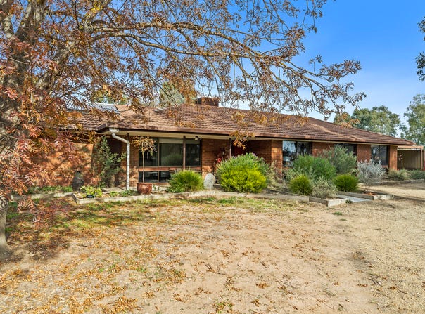 70 Sampsons Road, Numurkah, Vic 3636