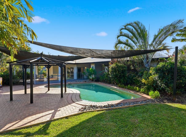 5 Conch Close, Trinity Beach, Qld 4879