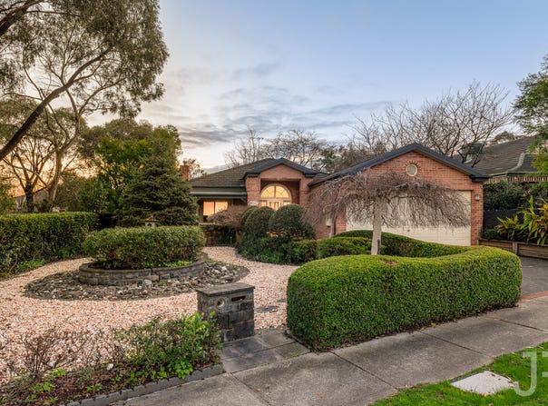 37 Melville Park Drive, Berwick, Vic 3806