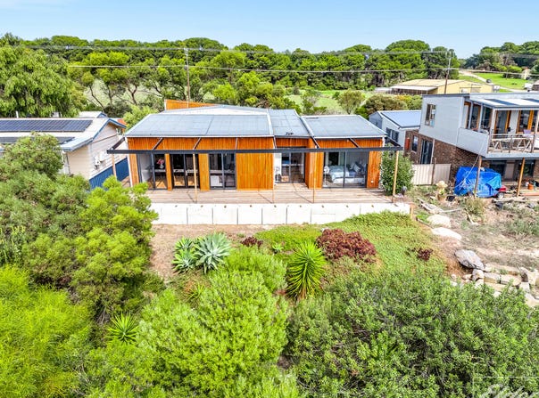 38 Sidney Parade, Hindmarsh Island, SA 5214