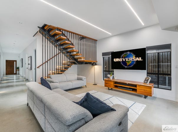 35 Providence Drive, Gledswood Hills, NSW 2557