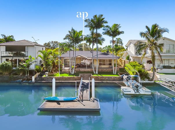 60 Lae Drive, Runaway Bay, Qld 4216