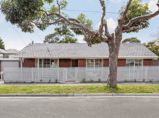 7 Holmes Street, Frankston, Vic 3199