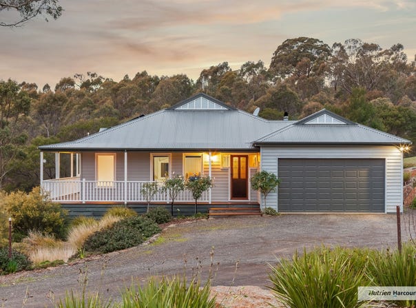 8 Meade Court, Kilmore, Vic 3764