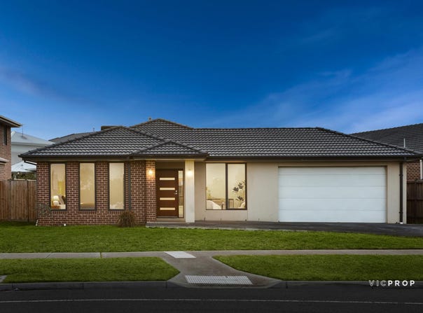 61 Bensonhurst Parade, Point Cook, Vic 3030