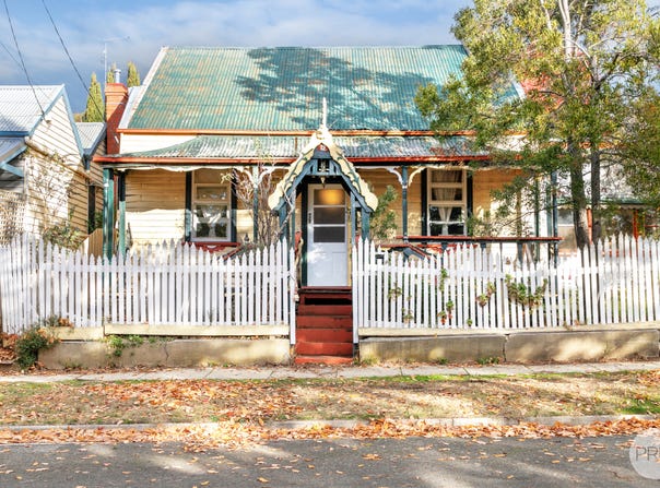 12 Raglan Street, Creswick, Vic 3363