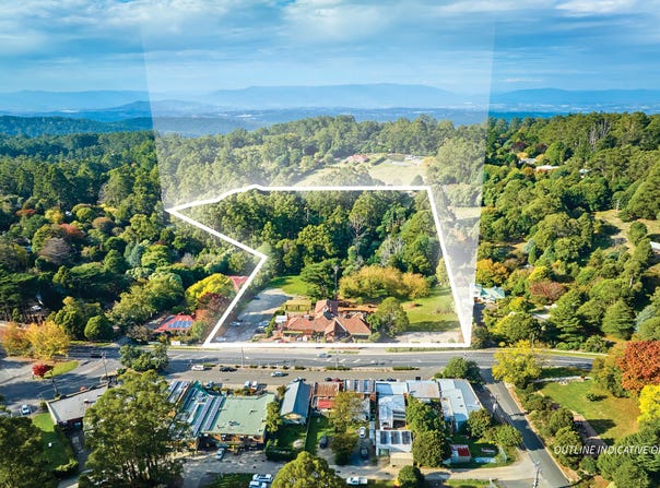 Mount Dandenong Hotel, Olinda, 1451 Mount Dandenong Tourist Road, Olinda, Vic 3788