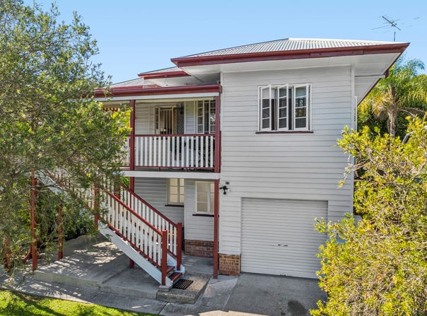 22 Forsyth Street South, Fairfield, Qld 4103