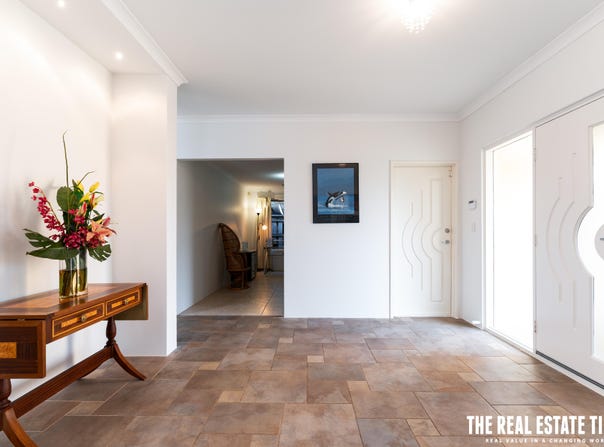33 Mona Vale Loop, Ellenbrook, WA 6069
