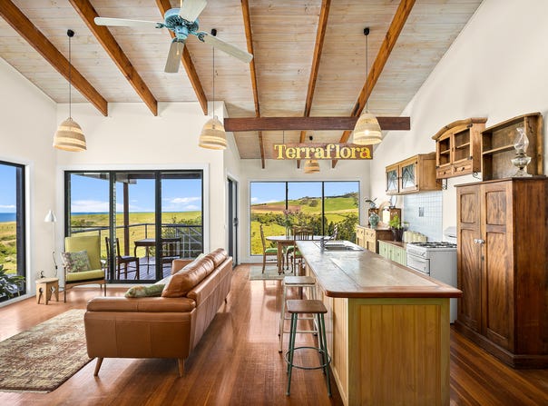 26 Anembo Crescent, Kiama Heights, NSW 2533