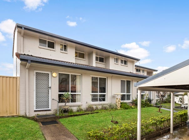 9/13-17 Brown Street, Labrador, Qld 4215