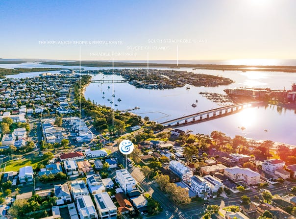 2/402 Bayview Street, Paradise Point, Qld 4216