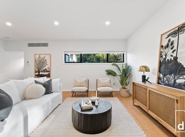 13A Pass Avenue, Thirroul, NSW 2515