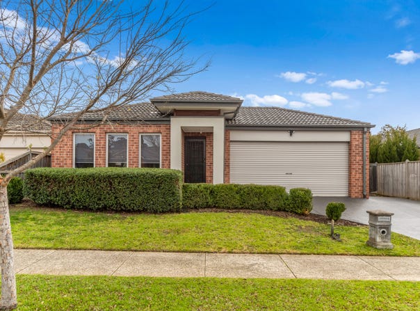 11 Romina Drive, Langwarrin, Vic 3910