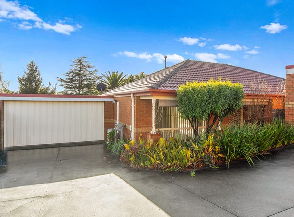 4/10 Wingham Court, Frankston, Vic 3199