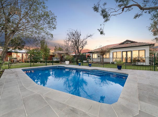 17 Paget Street, Hughesdale, Vic 3166