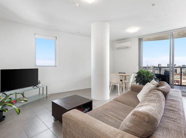 1006/15 Clifton Street, Prahran, Vic 3181