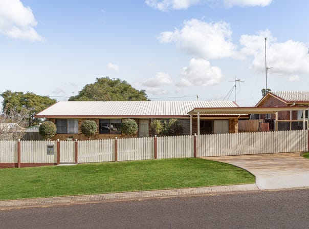 7 Croydon Street, Harristown, Qld 4350