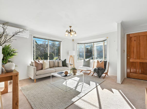 2/4-6 Katrina Court, Lindisfarne, Tas 7015