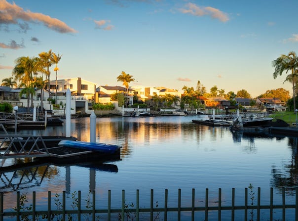 7 Tyrone Avenue, Sorrento, Qld 4217