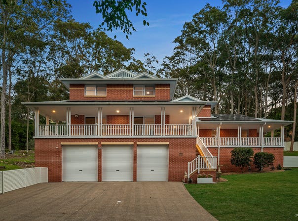 22 Wollundry Close, Eleebana, NSW 2282
