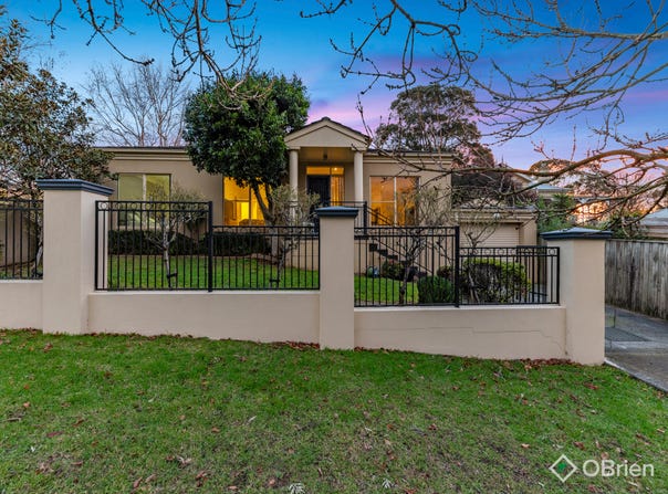 1/58-60 Peel Street, Berwick, Vic 3806